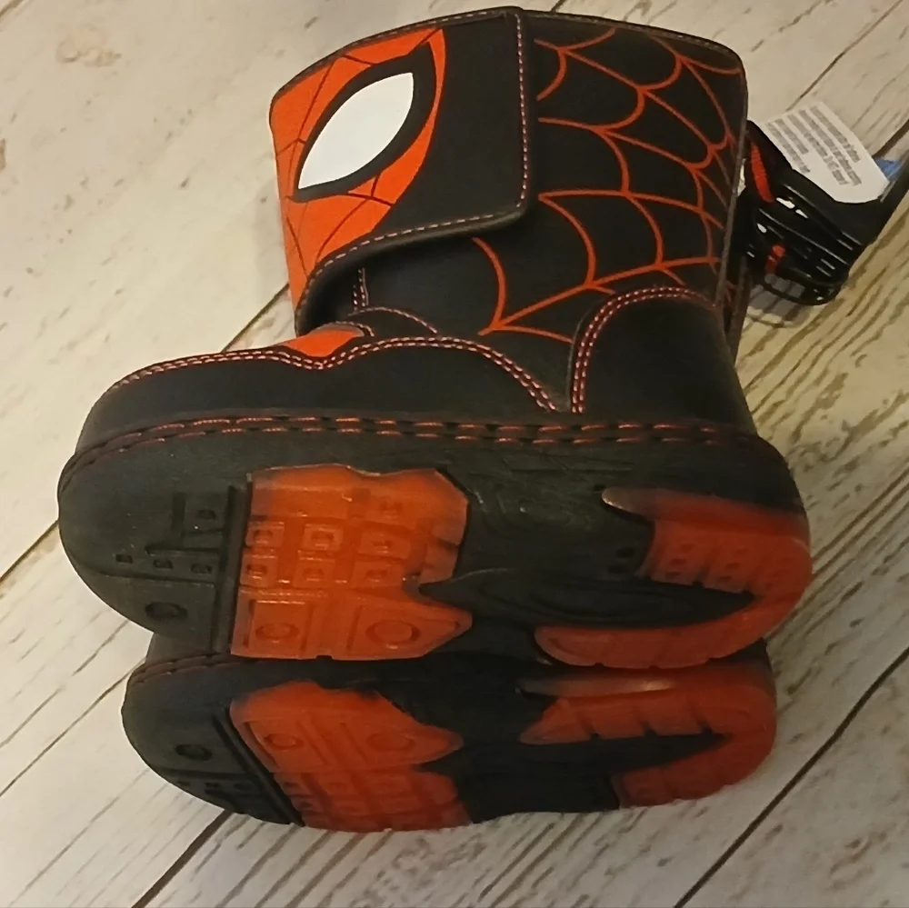 Spider-Man Kids' Boots With Light Up Soles Size 7